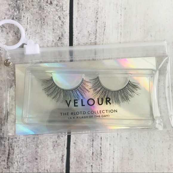velour Other - New 🛍 VELOUR BEAUTY Caption This Lashes